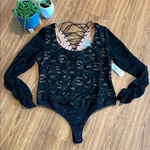 NWT Bisou Bisou Black Lace Long Sleeve Bodysuit XL